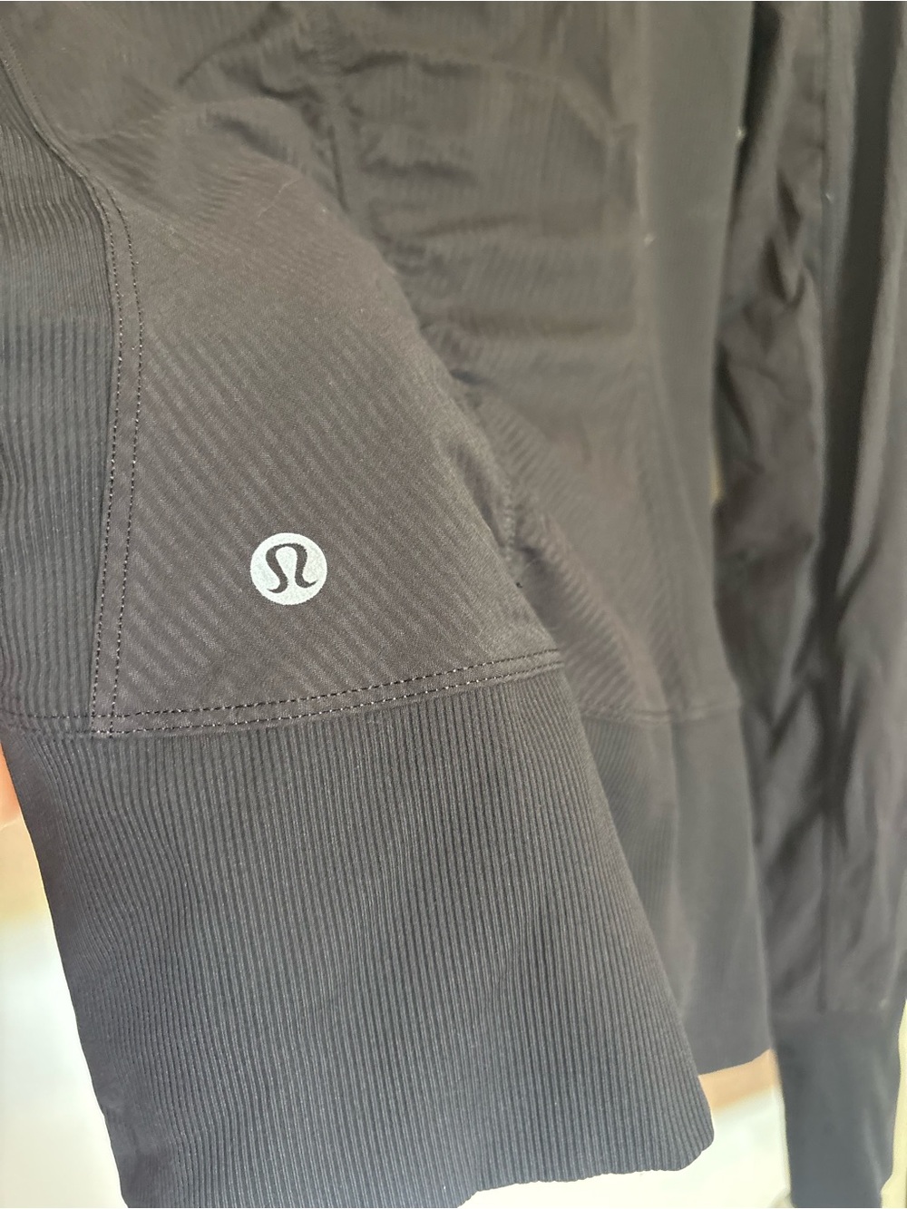 Lululemon In Flux Reversible Jacket Size 4 - Picture 5 of 8